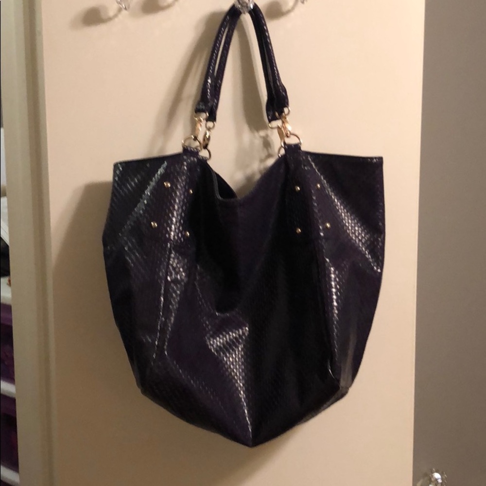Purple tote/extra large purse